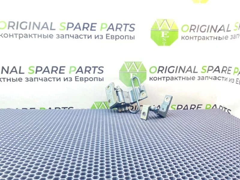 Петли дверей Volkswagen Touareg 2006 7L0831402B 7LA BKS 3.0 TDI, передние правые