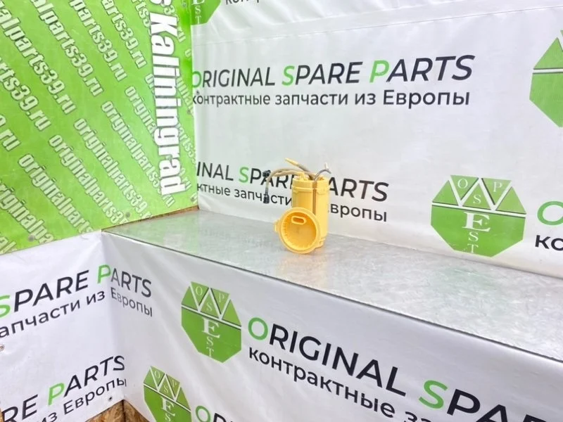 Топливный насос Volkswagen Touareg 2006 7L6919088D 7LA BKS 3.0 TDI, левый