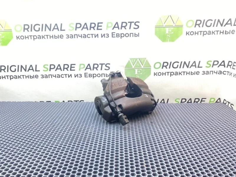 Суппорт Volkswagen Touareg 2003 7L6615124F 7LA BPE 2.5 TDI, передний правый