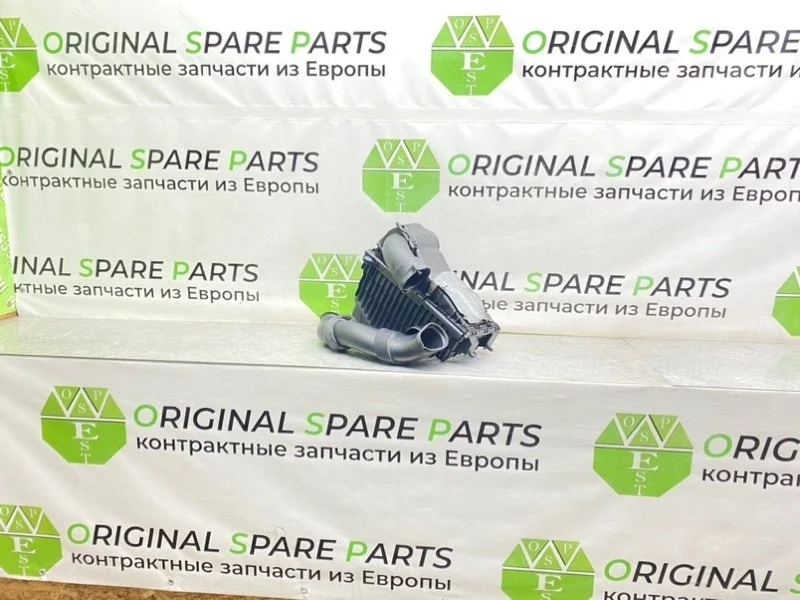 Корпус воздушного фильтра Volkswagen Touareg 2003 7L6129607Q 7LA BPE 2.5 TDI