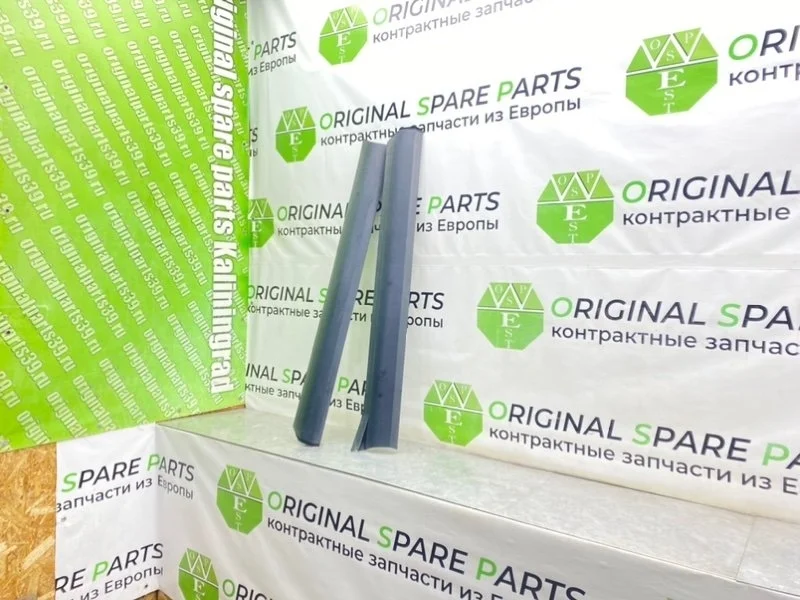 Молдинги Volkswagen Touareg 2003 7L6837787F 7LA BPE 2.5 TDI