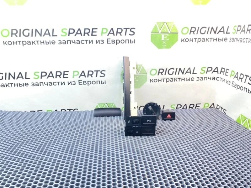 Кнопки Volkswagen Touareg 2003 7L6919281 7LA BPE 2.5 TDI