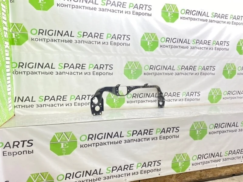 Кронштейн Audi A6 Allroad 2001 4Z7805851 C5 AKE 2.5TDI