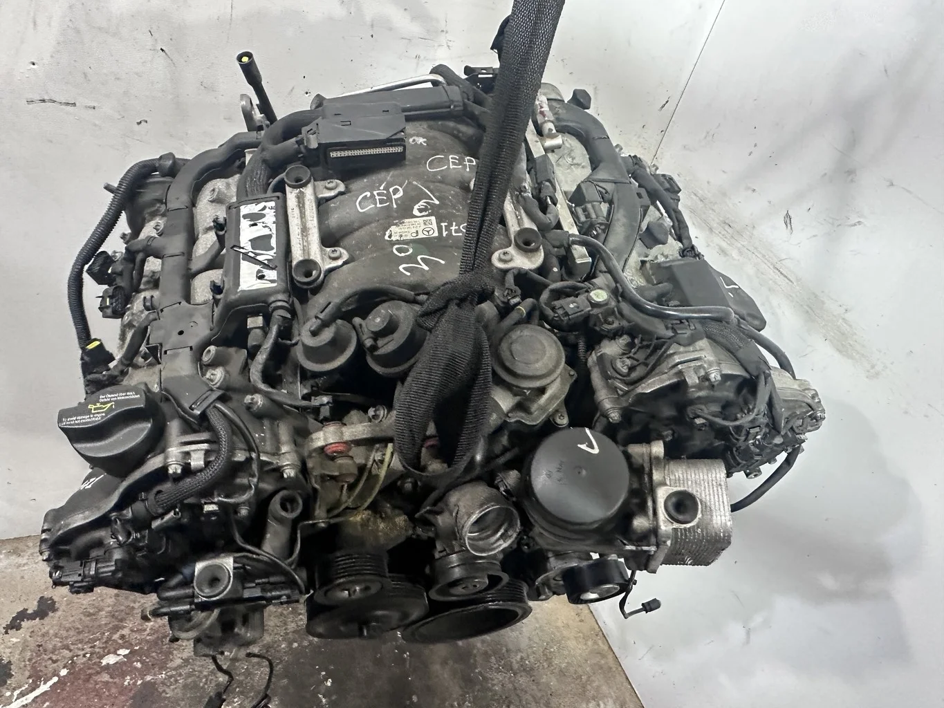 Двигатель 272.944  272,272.943,272.946,272.950,27