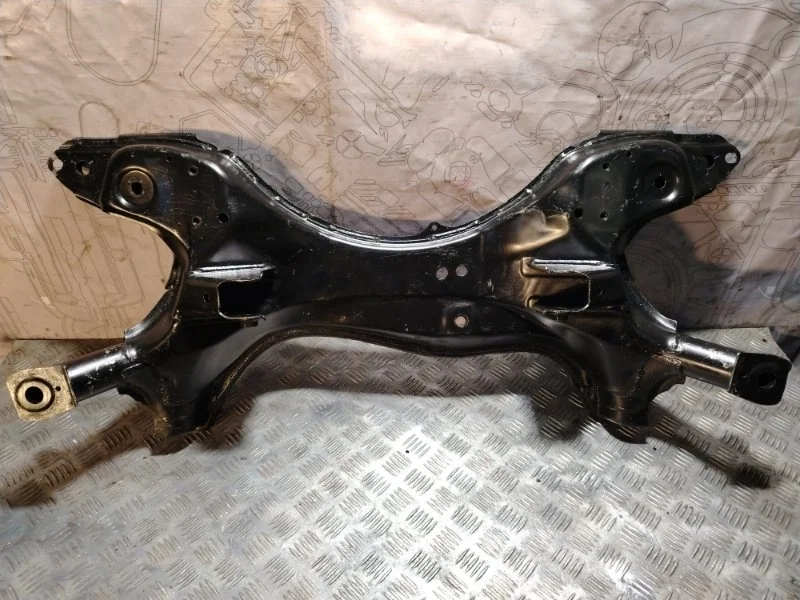 Подрамник передний Toyota Rav4 5120142050 ACA20 ACA21 1AZFE