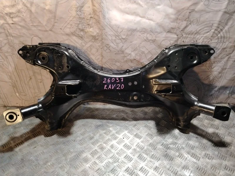 Подрамник передний Toyota Rav4 5120142050 ACA20 ACA21 1AZFE