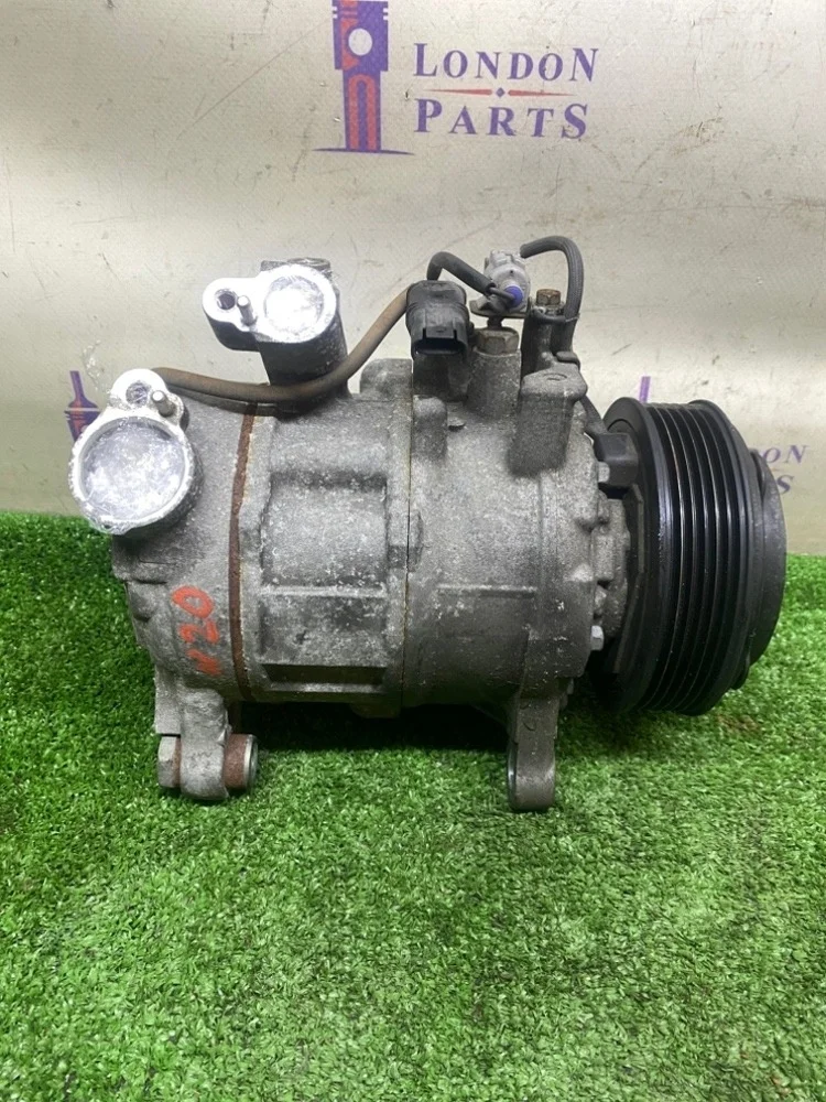 Компрессор кондиционера BMW 320d F30