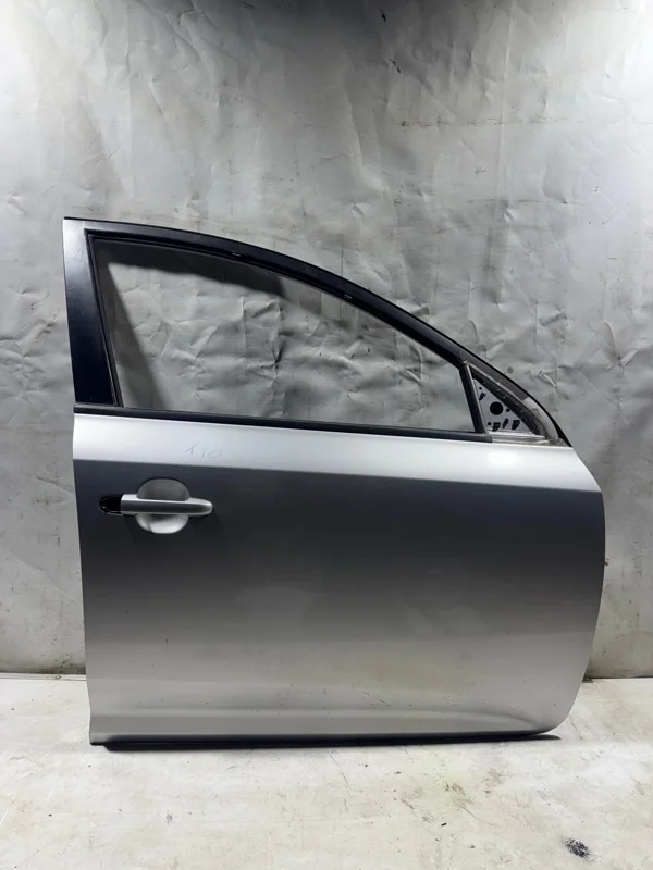 Дверь передняя правая KIA CEED 1 УНИВЕРСАЛ 2012