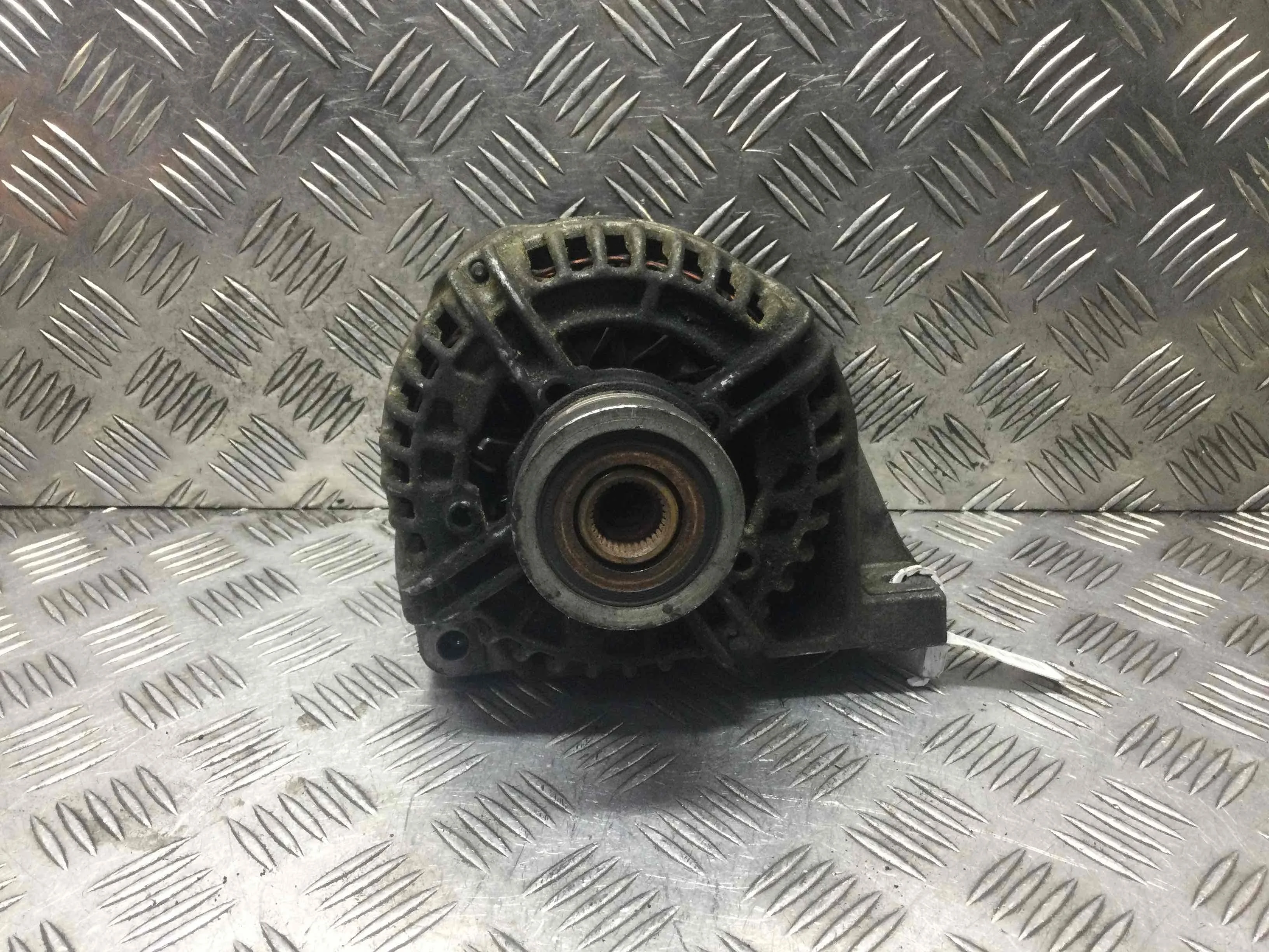 Генератор Volvo V70 2 поколение [рестайлинг] (2004-2008) дизель 2.4 TD Автомат Универсал