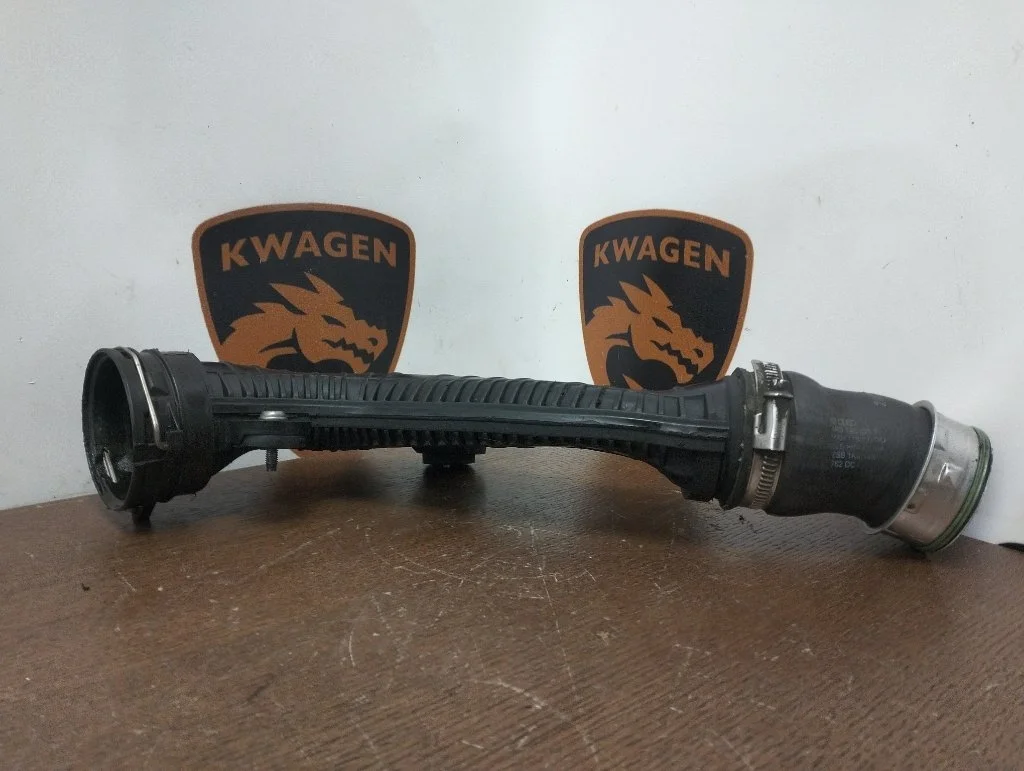 Патрубок интеркулера Volkswagen Tiguan 2009 5N