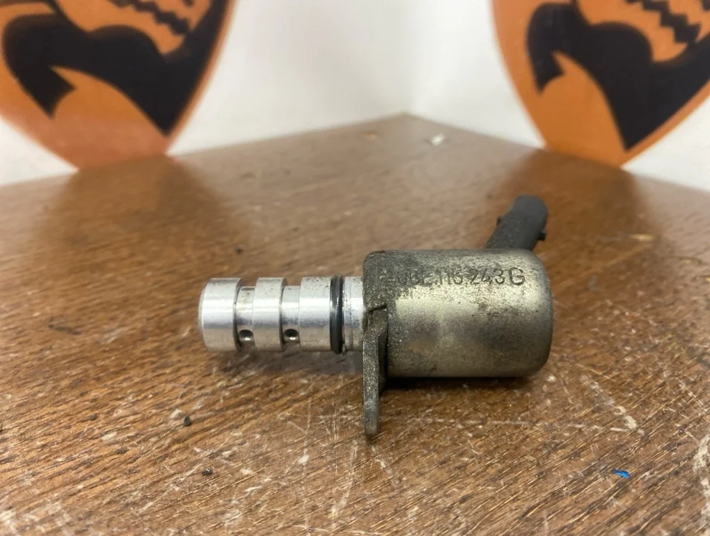 Клапан электромагнитный фаз грм Audi Q7 2014 4L