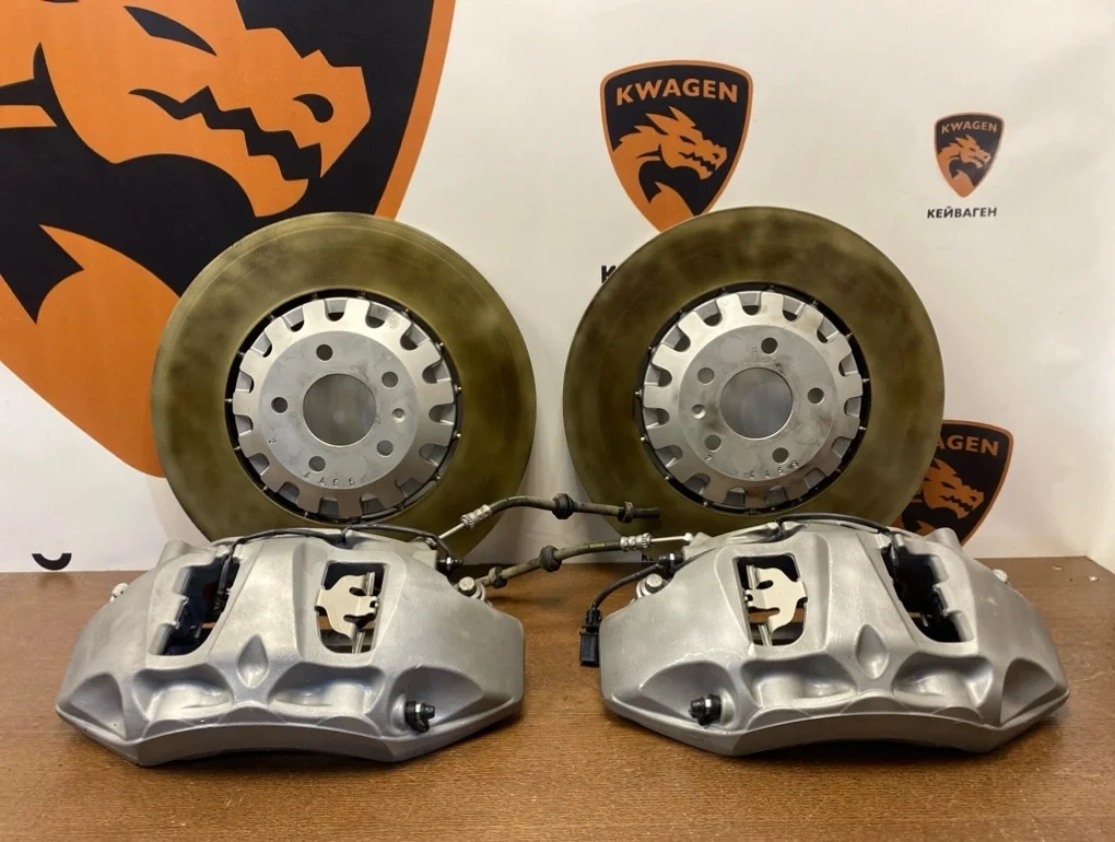 Суппорт тормозной комплект Audi Q7 2016 4M