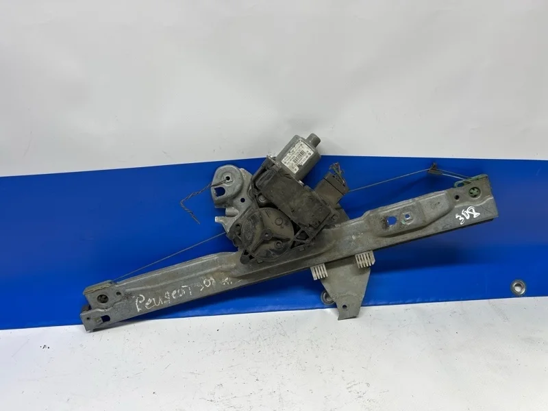 Стеклоподъемник Peugeot 308 2007-2015 9221CW, передний левый