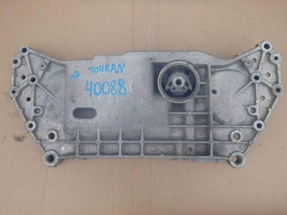 Балка подмоторная VOLKSWAGEN 1K0199369F Caddy III (2004—2010)