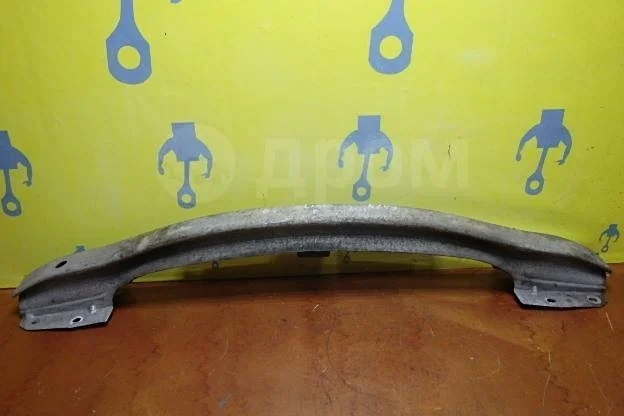 Усилитель бампера переднего RENAULT 752100002R Laguna III (2007—2012)