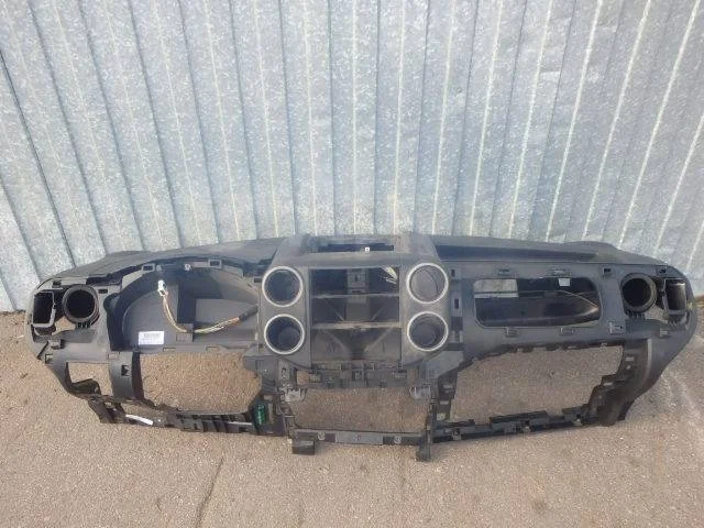 Торпедо Peugeot-Citroen 8231LQ Berlingo II (2008—2012)