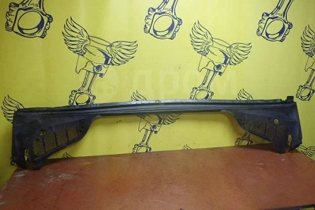 Решетка стеклооч. (планка под лобовое стекло) Peugeot-Citroen 8251CE 308 I (2007—2011)