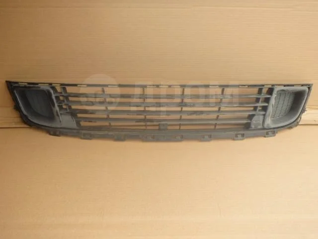 Решетка в бампер центральная Peugeot-Citroen 7414XW C5 II (2008—2017)