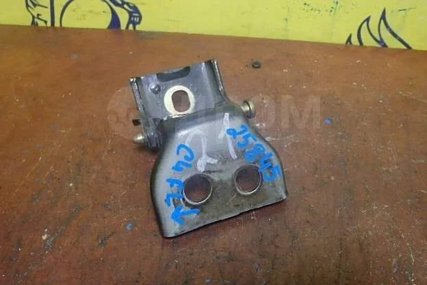 Петля двери левой нижняя Peugeot-Citroen 903799 C4 I (2004—2014)