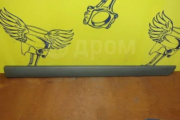 Молдинг передней правой двери RENAULT 8200574613 Scenic II рестайлинг (2006—2009)