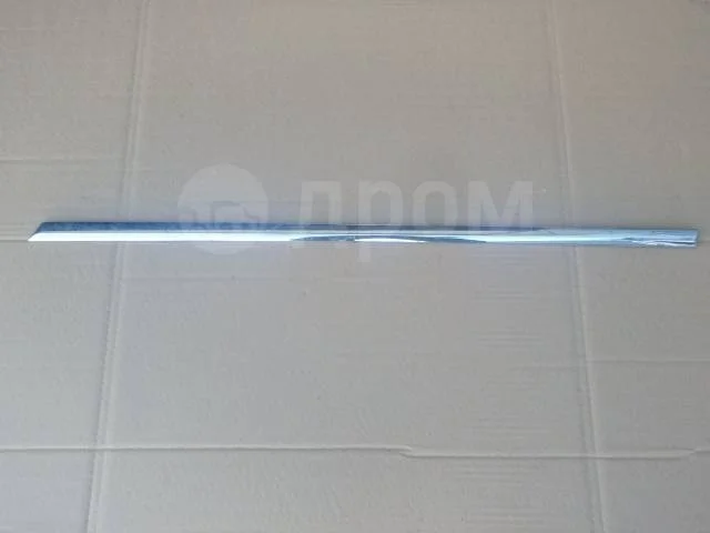 Молдинг задней левой двери VAG 3C0853753C Passat B6 (2005—2010)