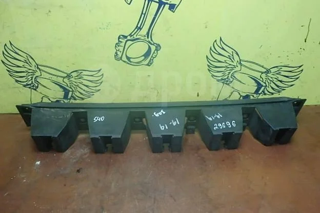 Кронштейн заднего бампера VOLVO 30744950 S40 II рестайлинг (2007—2012)