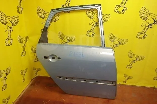 Дверь задняя правая RENAULT 7751475409 Scenic II рестайлинг (2006—2009)