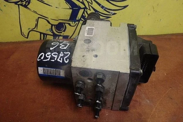 Блок ABS (насос) VAG 3C0614109AF Passat B6 (2005—2010)