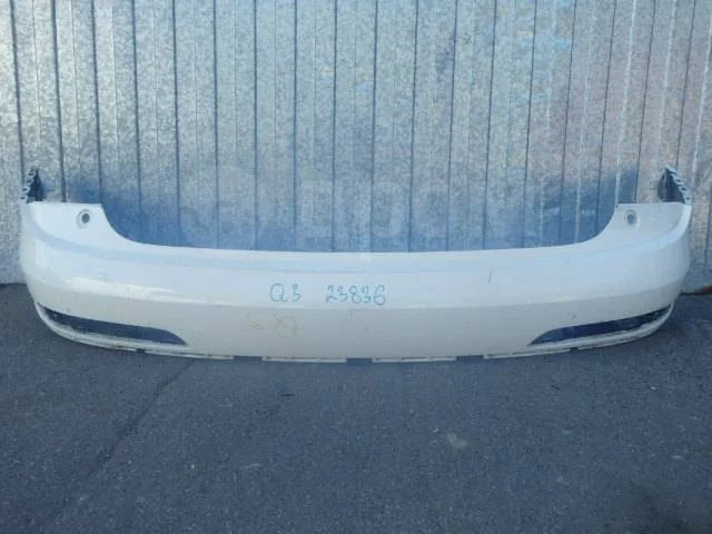 Бампер задний VAG 8U0807067BGRU Q3 I (2011—2014)
