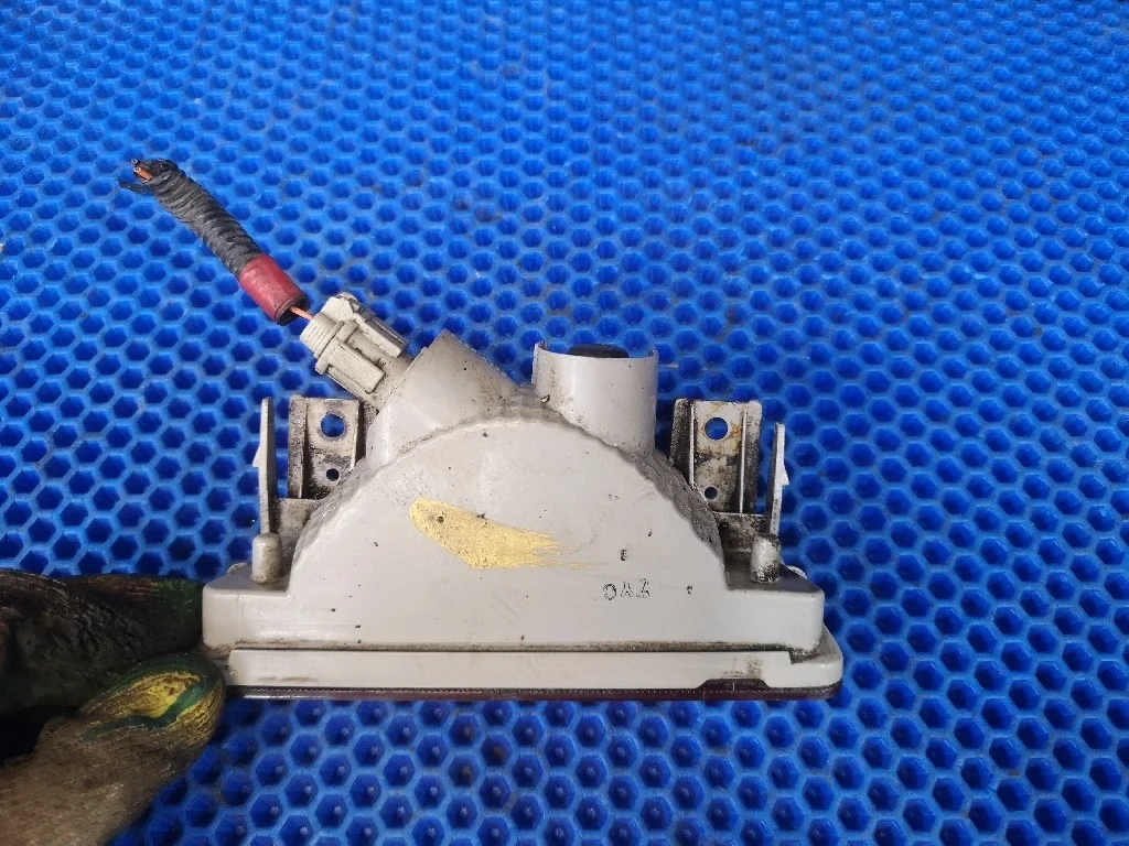 Стоп в бампер Nissan X-Trail T31 оригинал