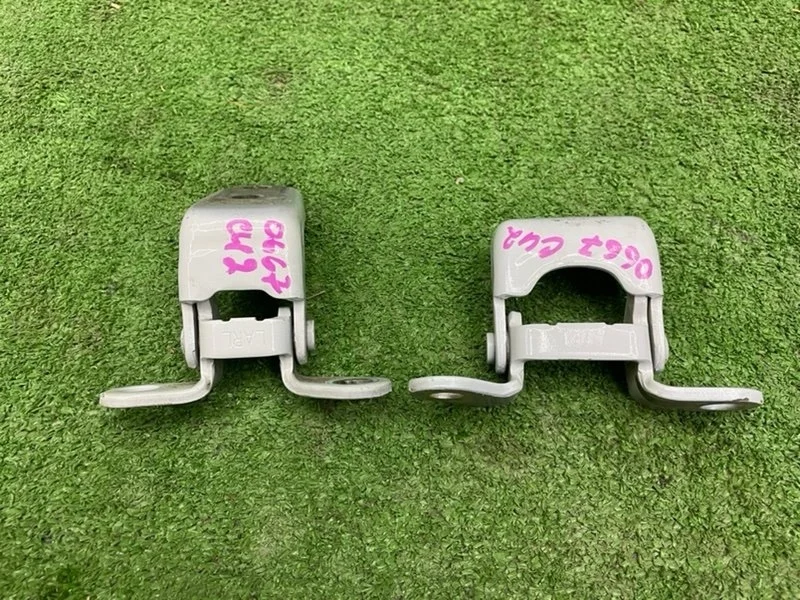 Петля двери Honda Accord 2012 CU2