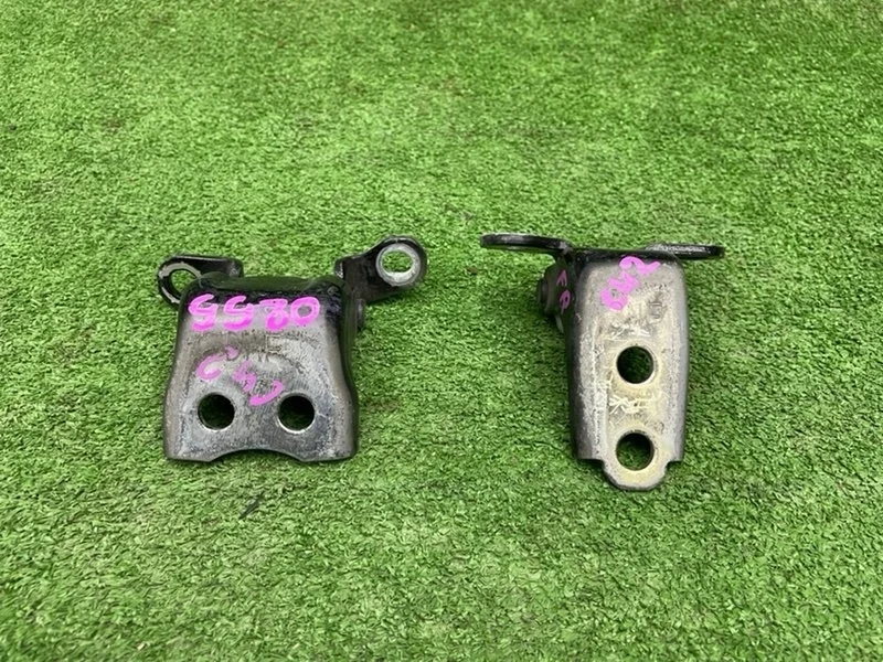 Петля двери Honda Accord 2011 CU2