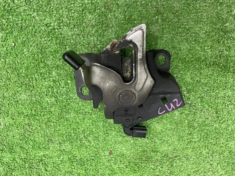 Замок капота Honda Accord 2011 CU2