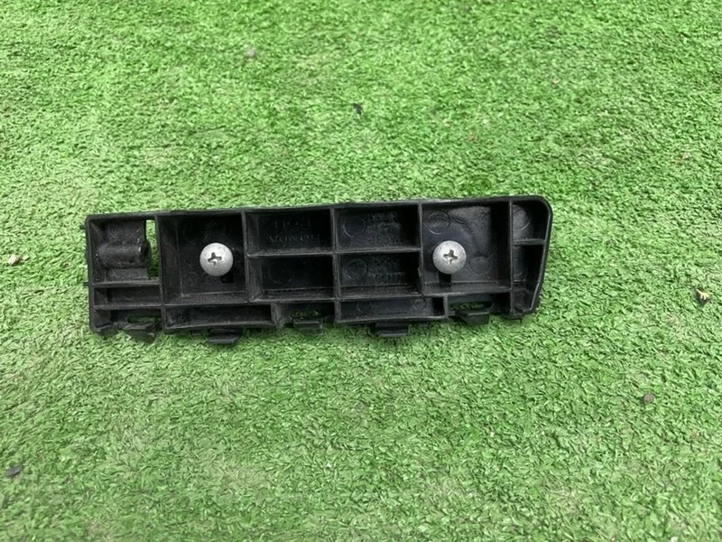 Крепление бампера Honda Accord 2011 CU2