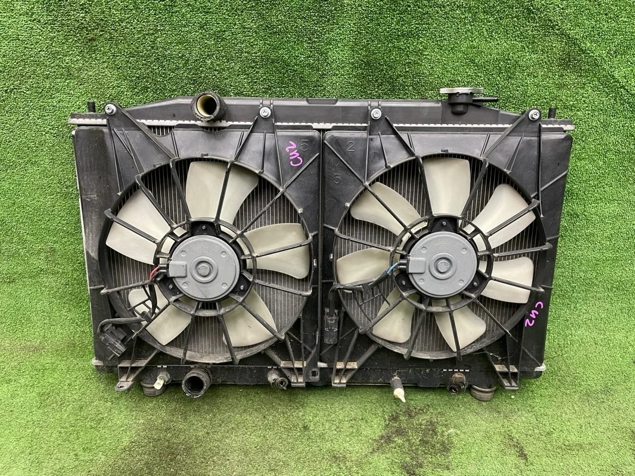 Радиатор охлаждения двигателя Honda Accord 2009 CW2