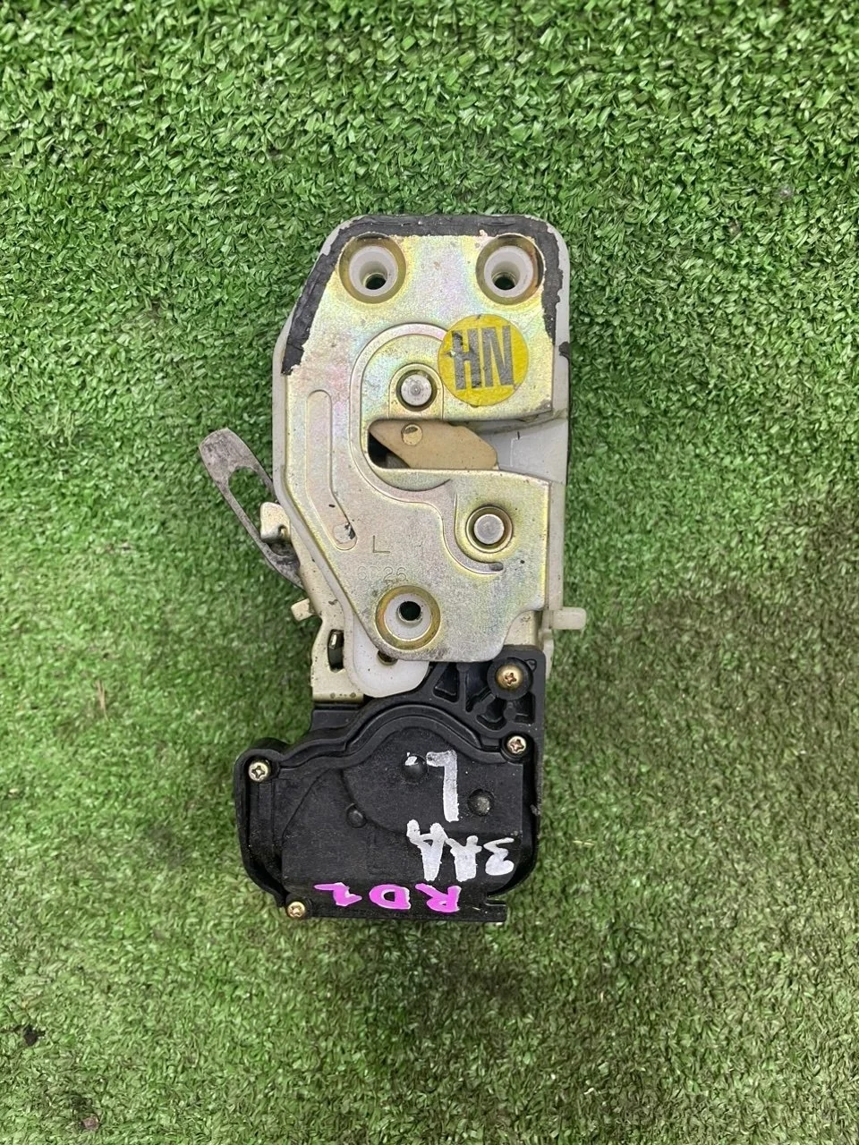 Замок боковой двери Honda CR-V 1999 RD2