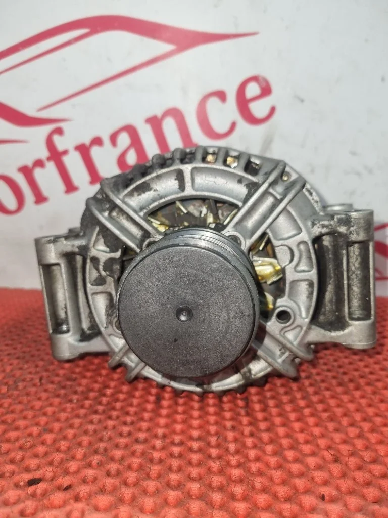 Генератор Mercedes-Benz C-Class 2002 A2711540802 W203 1.8 271