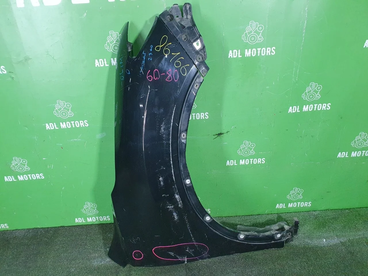 Крыло Nissan X-Trail 2013-2019 T32