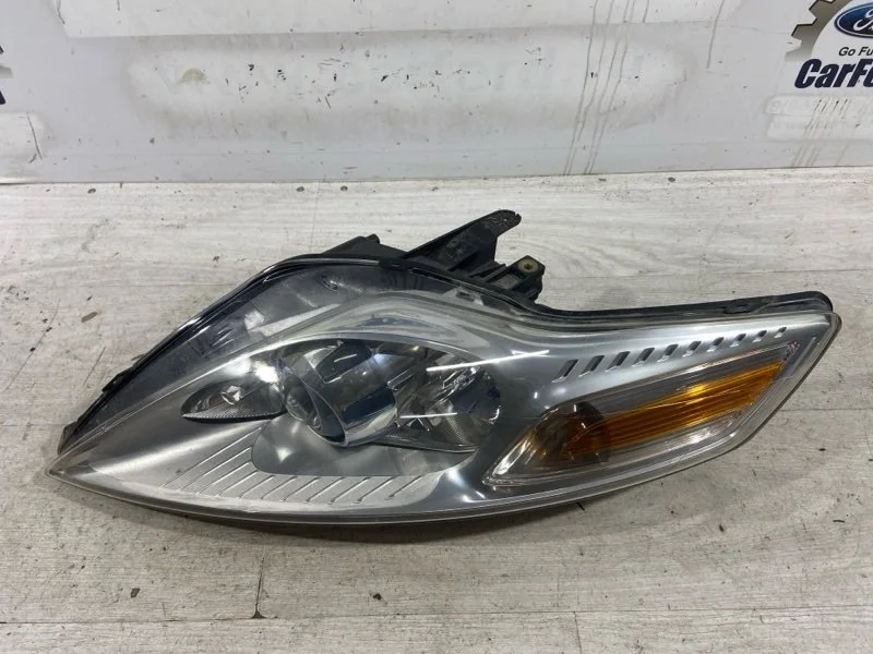 Фара левая Ford Mondeo 4 (07-14) ХЭТЧБЕК 2.3L