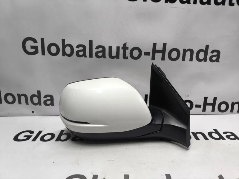 Зеркало правое Honda CR-V RM R20A9