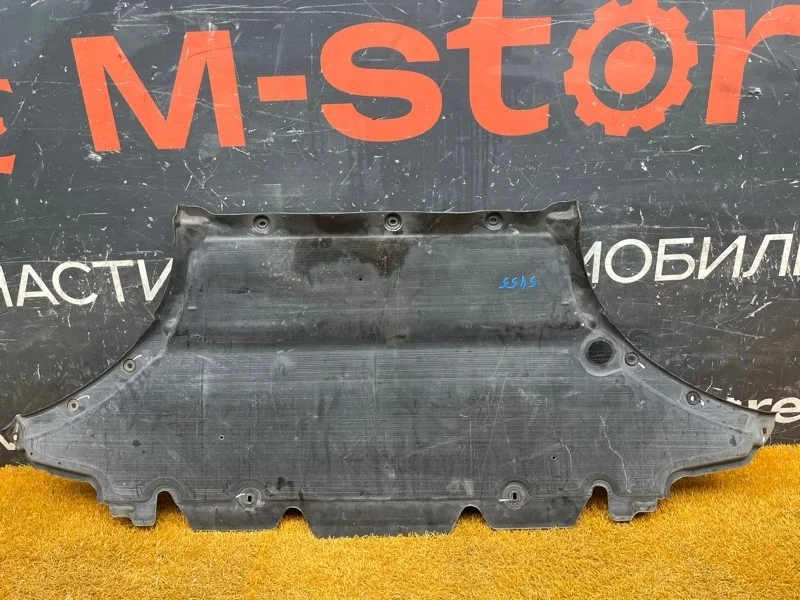 Защита двигателя Audi A5 2011 8K0863821AF 8T CDNC