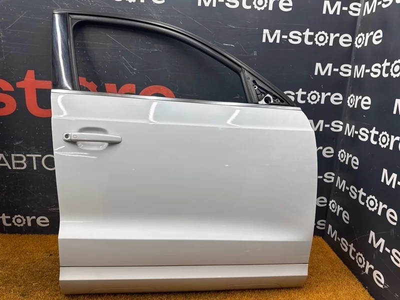 Дверь Audi Q3 2012 8U0831052B 8U CPSA, передняя правая