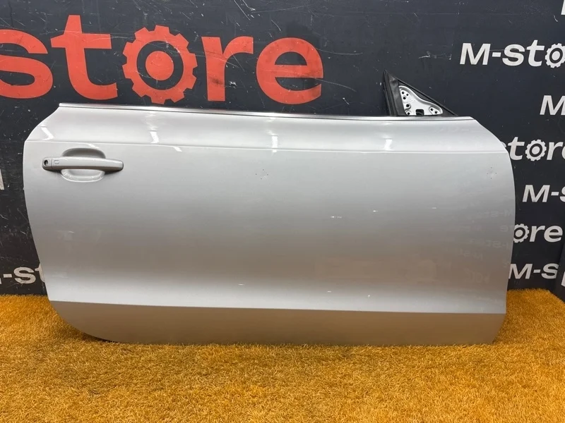 Дверь Audi A5 2011 8T0831052C 8T CDNC, передняя правая