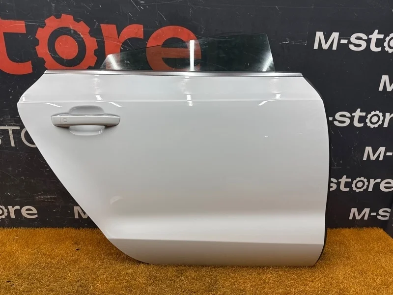 Дверь Audi A7 2012 4G8833052A C7/4G CGWD, задняя правая