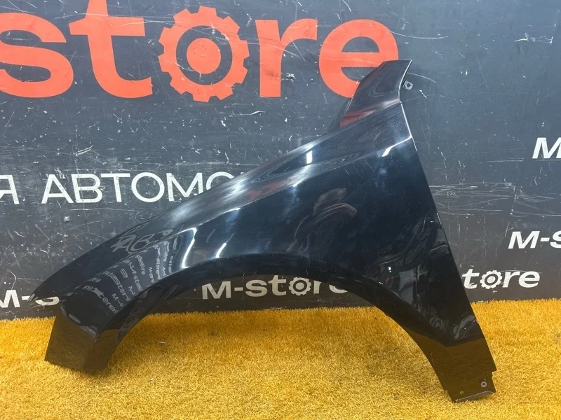 Крыло Audi Q5 2009 8R0821105 8R CDNC, переднее левое