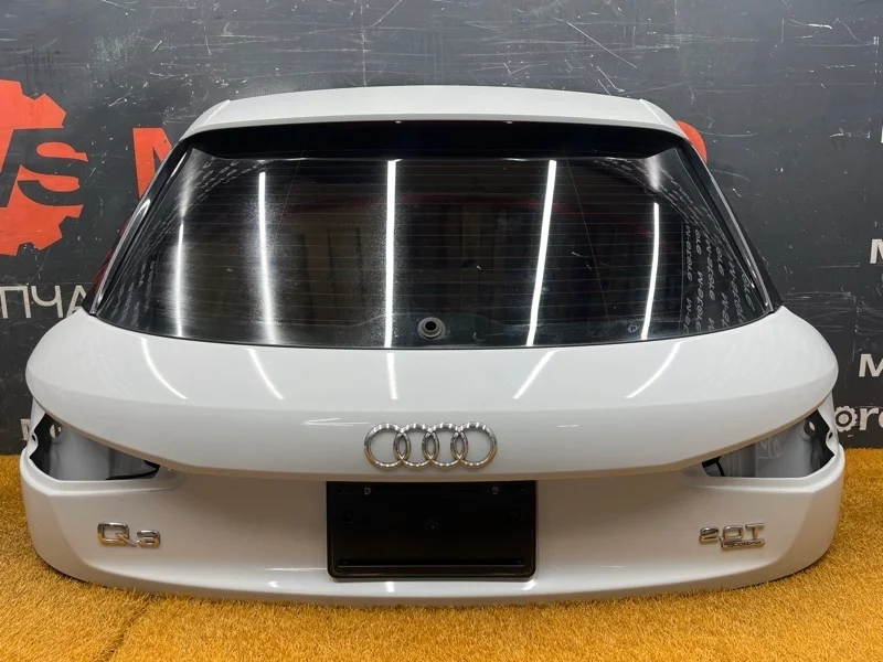 Крышка (дверь) багажника Audi Q3 2012 8U0827025 8U CPSA