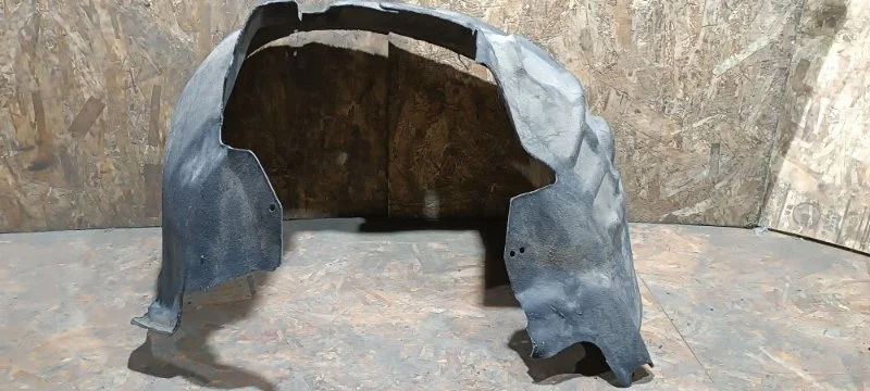 Подкрылок Audi A5 2010 8TA