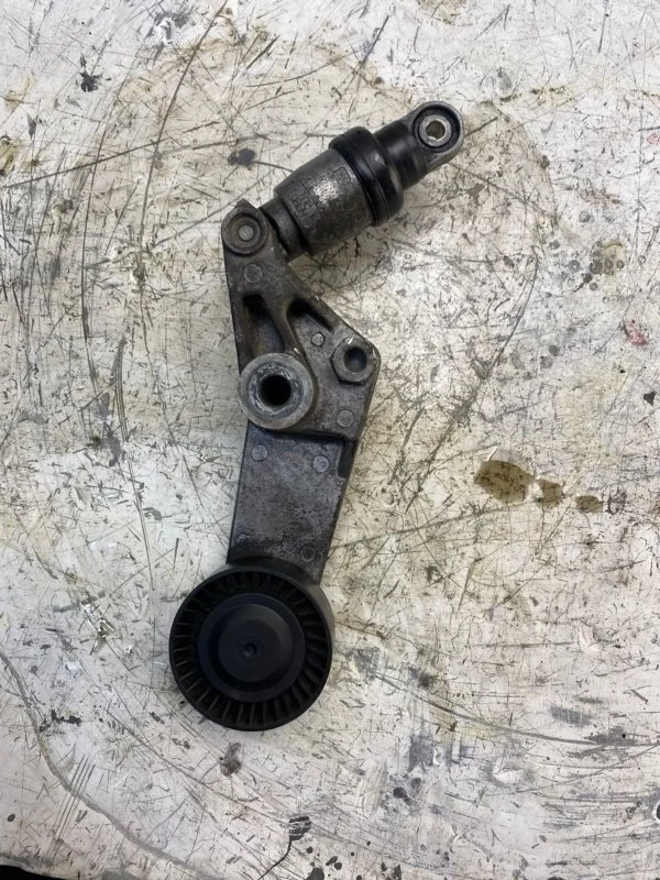 Ролик-натяжитель Toyota Avensis T250 166200W093 1ZZFE