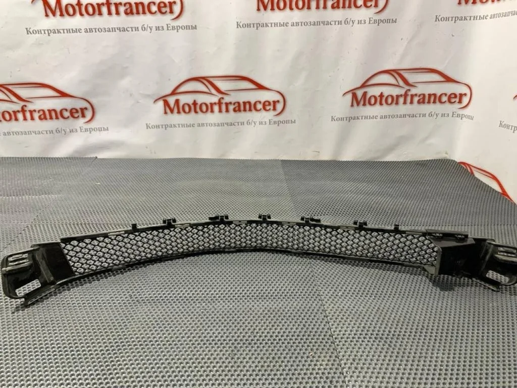 Решетка в бампер Mercedes-benz E-Class A2138852703 W213 AMG, передняя