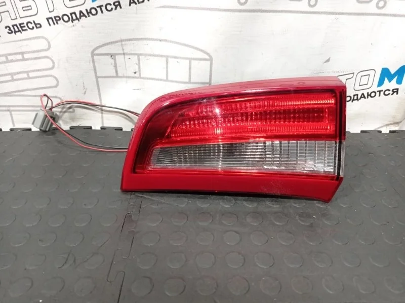 Фонарь задний внутренний правый Volvo S60 30796272 FS45 B4164T, правый